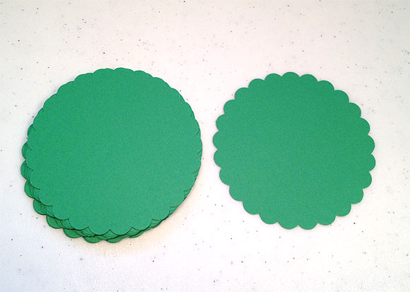 25 Green Scalloped Circles 3.5 Inches